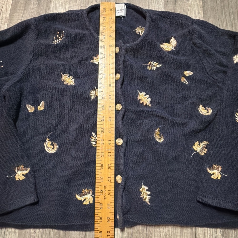 Vtg CHRISTOPHER & BANKS Navy Embroidered Nuts and Leaves M? Button Up Cardigan - Picture 4 of 8